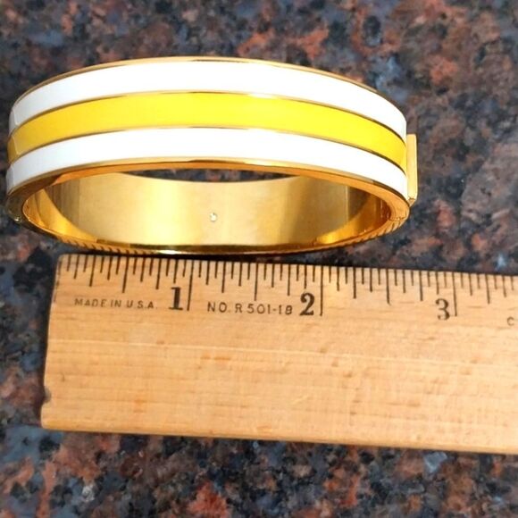 J. CREW Bangle Bracelet....New - Picture 1 of 6